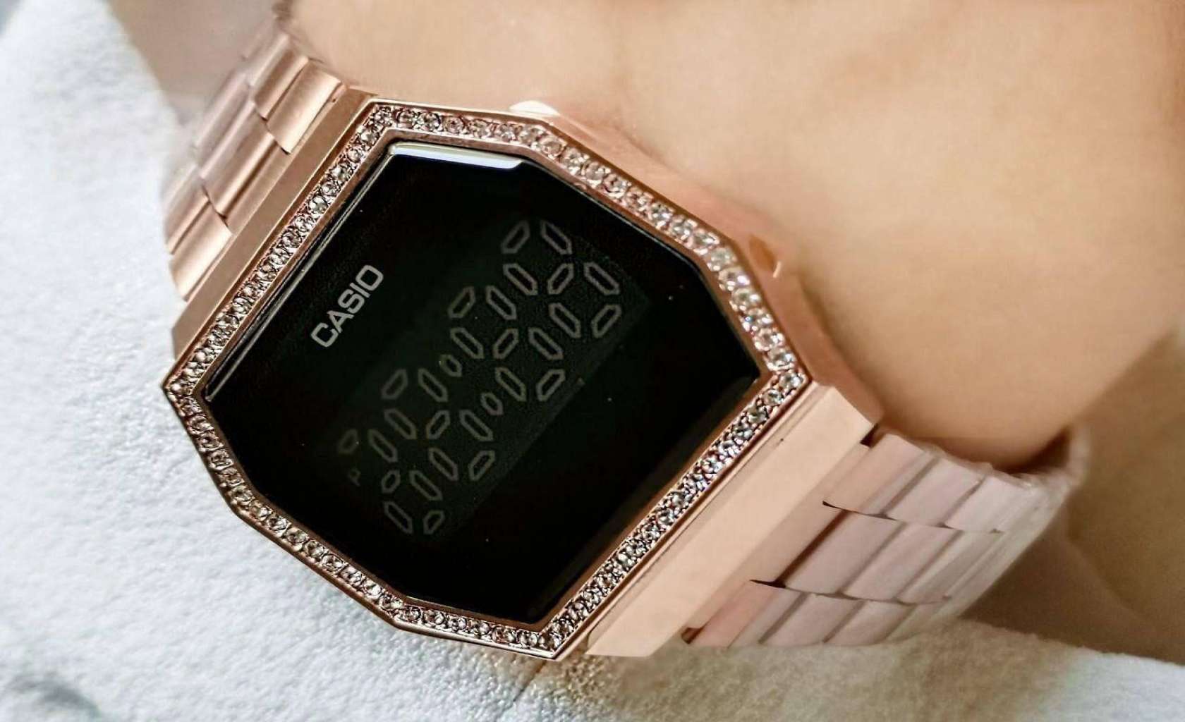 ساعة كاسيو حريمى تاتش