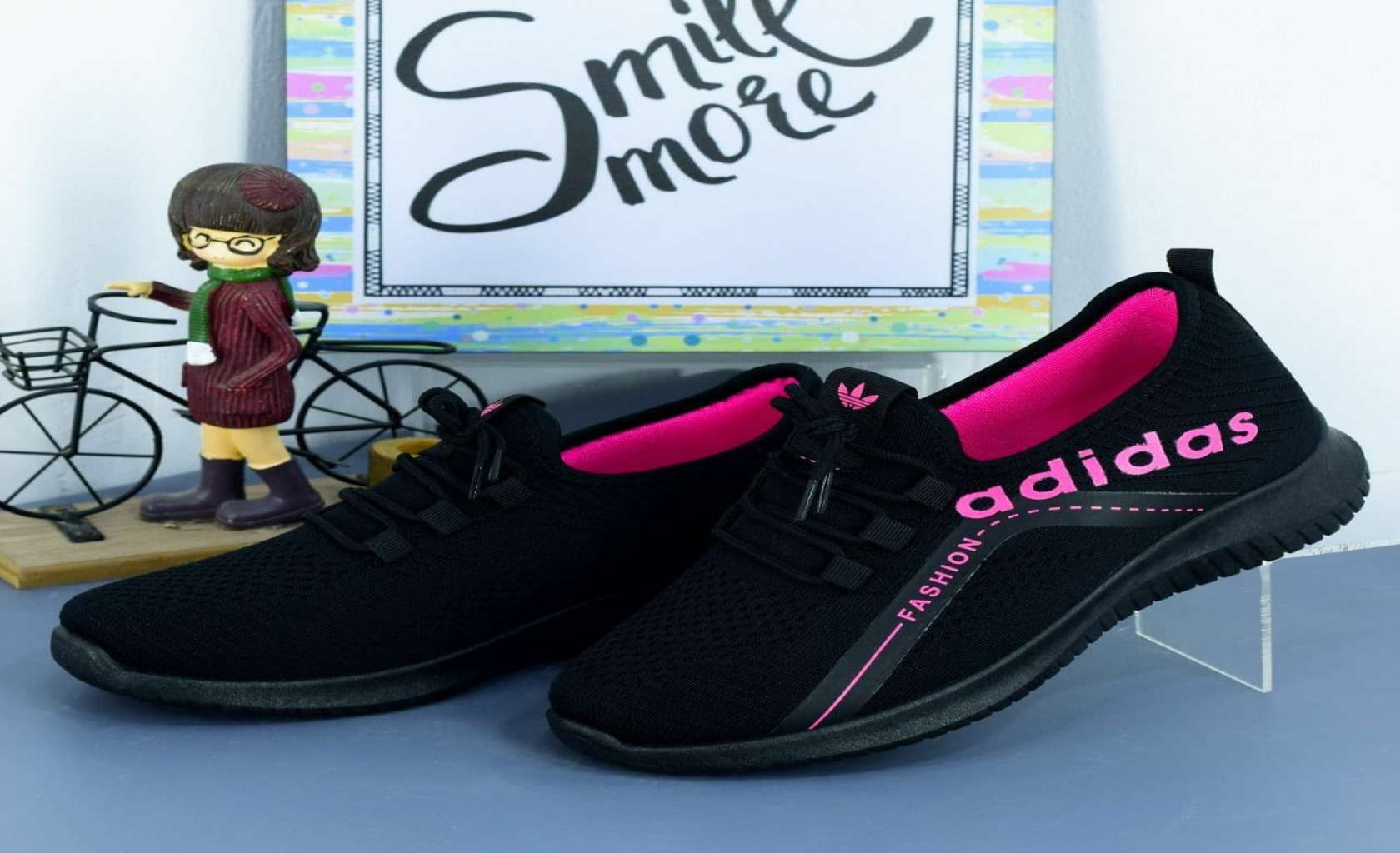 اسكيتشرز رباط اديداس